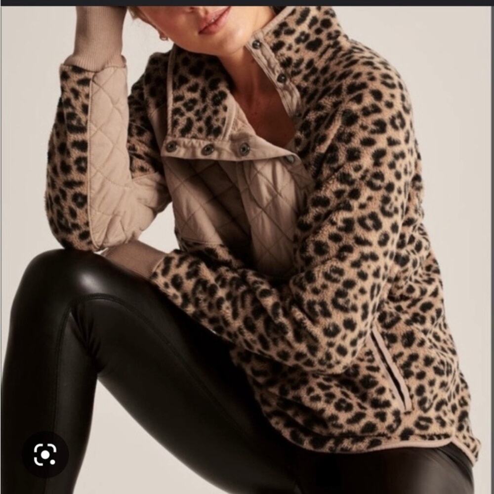 Abercrombie&Fitch Brown Leopard Print Sherpa Pullover Sz.S